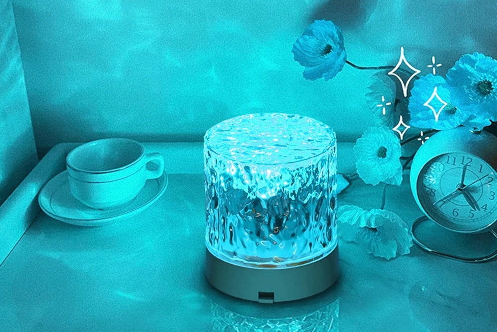 Crystal Water Ripple Projector Night Light - Calm Wave of Light for Cozy Evenings💧